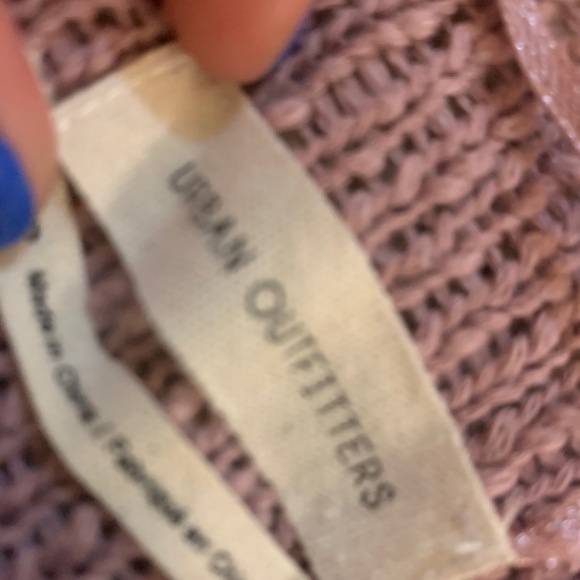 Urban Outfitters Sweater - Picture 4 of 5